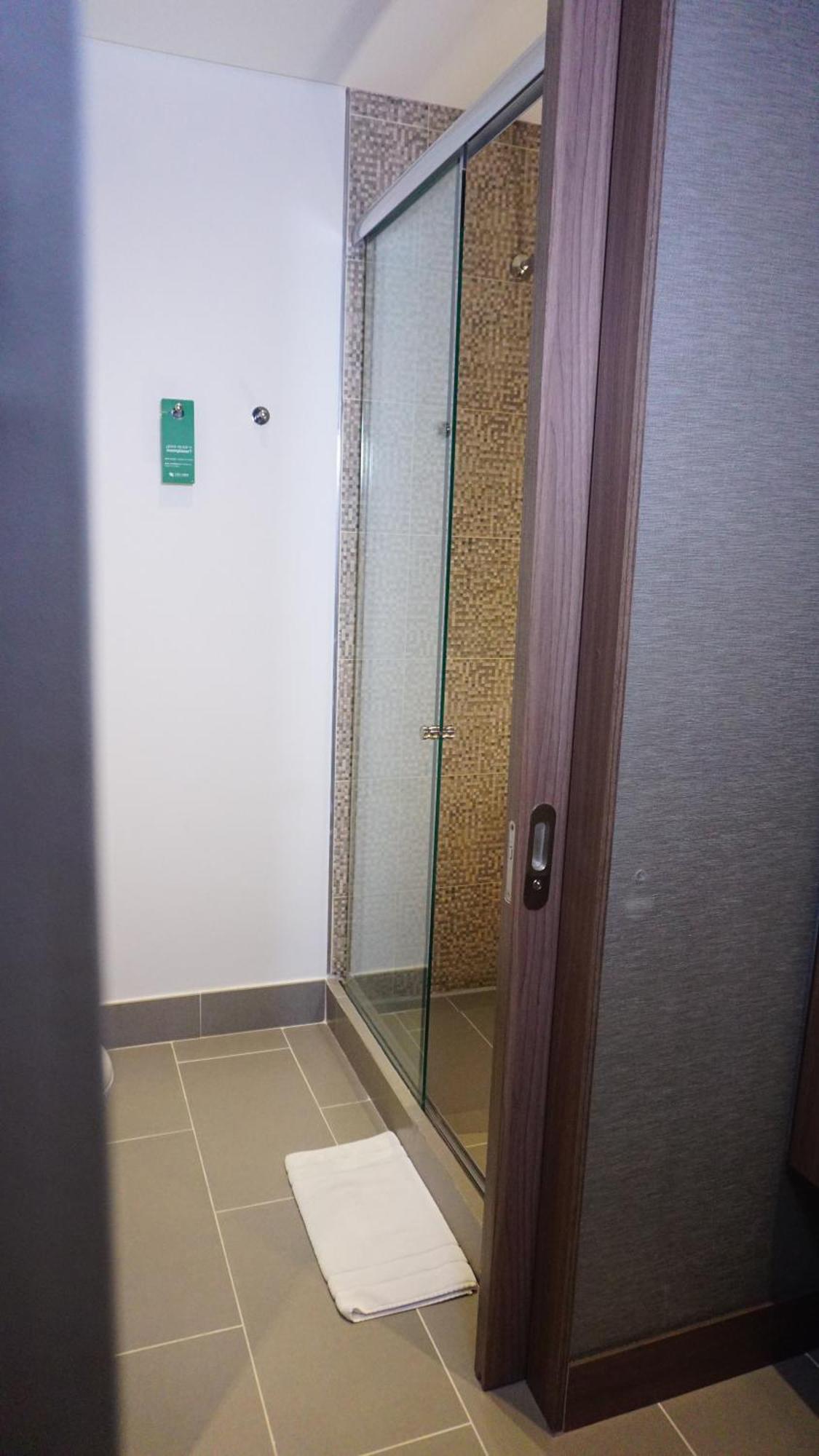 Hotel Hampton By Hilton Yopal Esterno foto